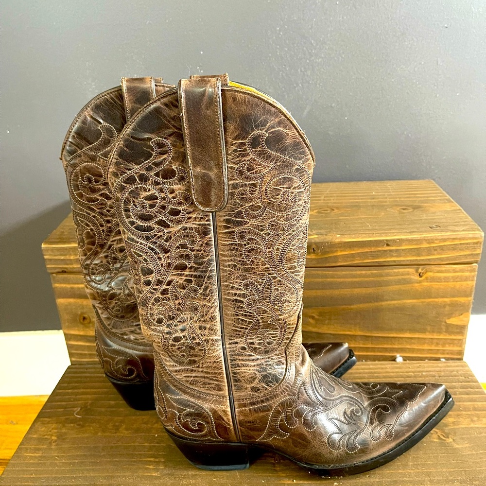Old Gringo Yippee Ki Yay brown leather cowboy boots size 5.5